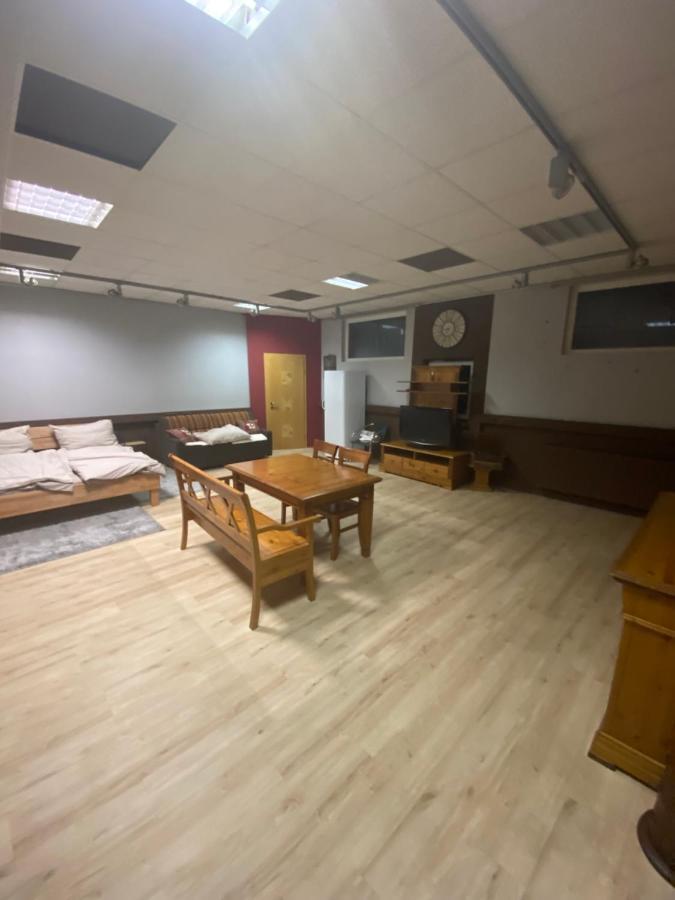 Nous Cafe & Restaurant Ξενοδοχείο Krumnussbaum Εξωτερικό φωτογραφία